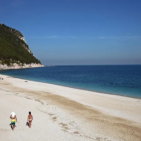 La Piana بيت ضيافة 3*